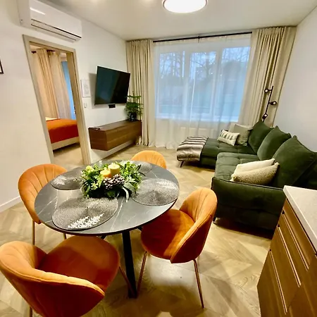 Alejos Apartmentai Lägenhet